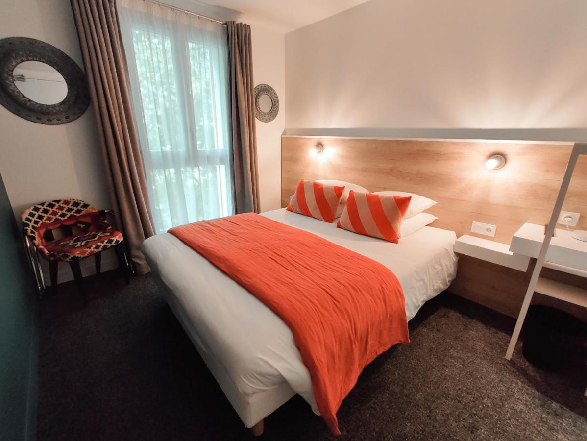 Hotel Le Collonges Tv Connecte Wifi Netflix Брив ла Гайард Екстериор снимка
